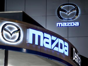 Evropský trh získává nového hráče: Mazda přichází s elektromobilem s bateriemi od Panasonicu