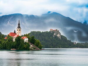 Slovinsko a dálnice 2024: Jak je to letos s poplatky?