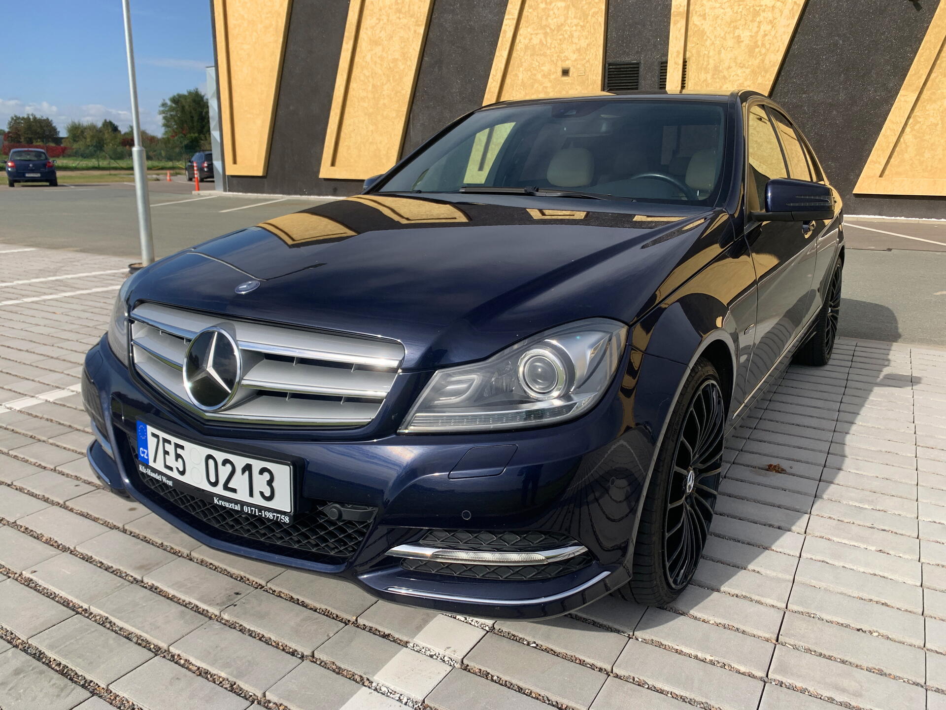 Mercedes Benz C350 jako ojetina