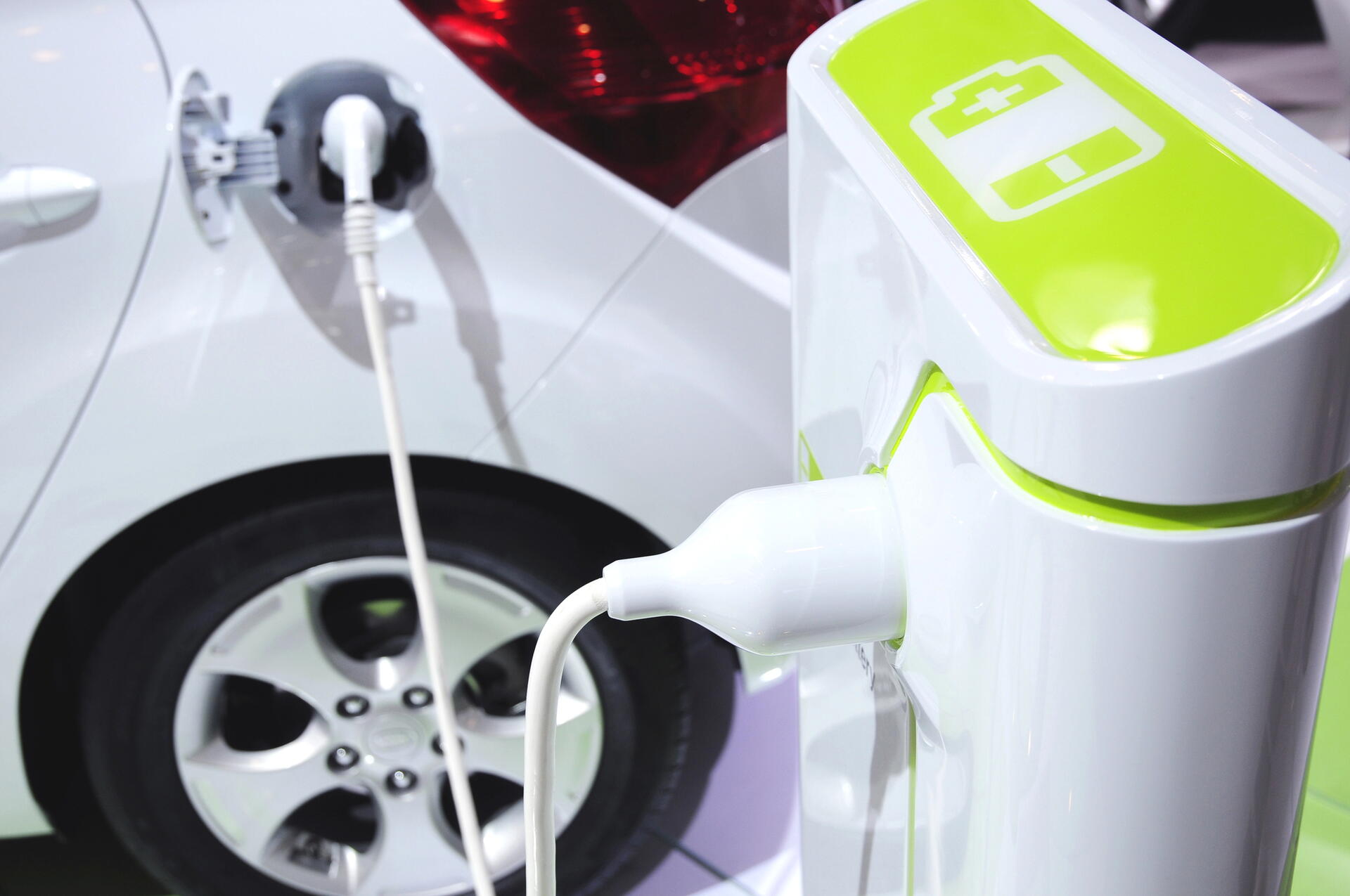 Pneumatiky pro elektromobily: Speciální požadavky a řešení