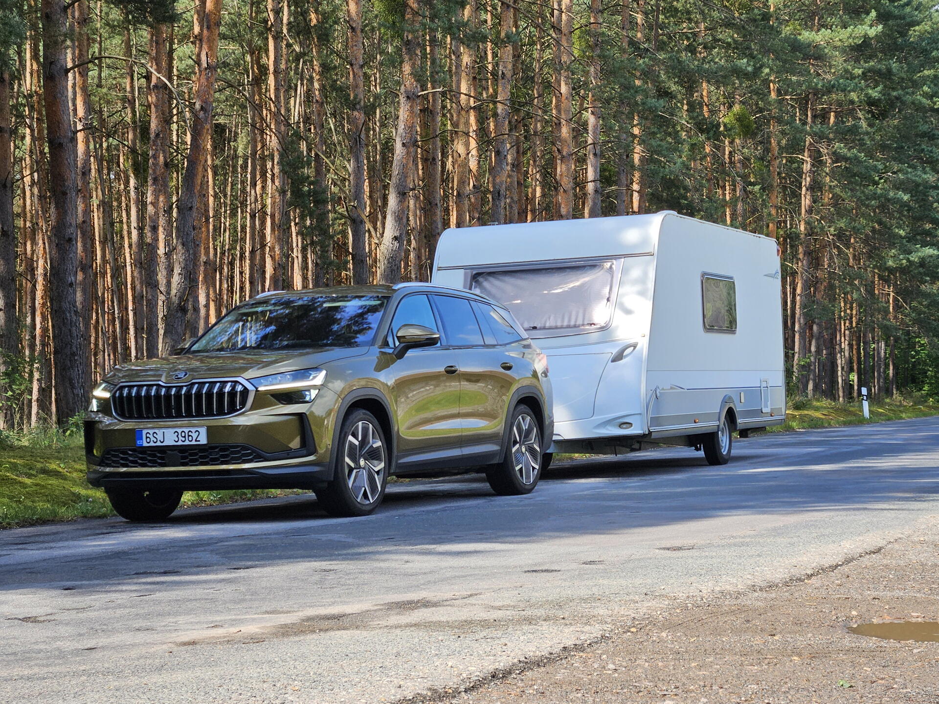 Škoda Kodiaq 2,0 TDI: test spotřeby s karavanem