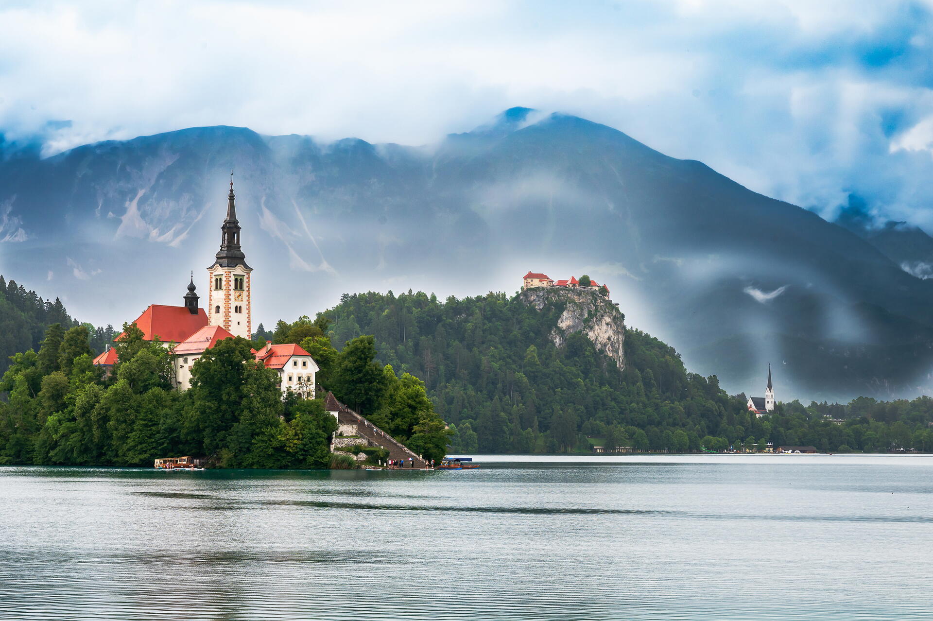 Slovinsko a dálnice 2024: Jak je to letos s poplatky?