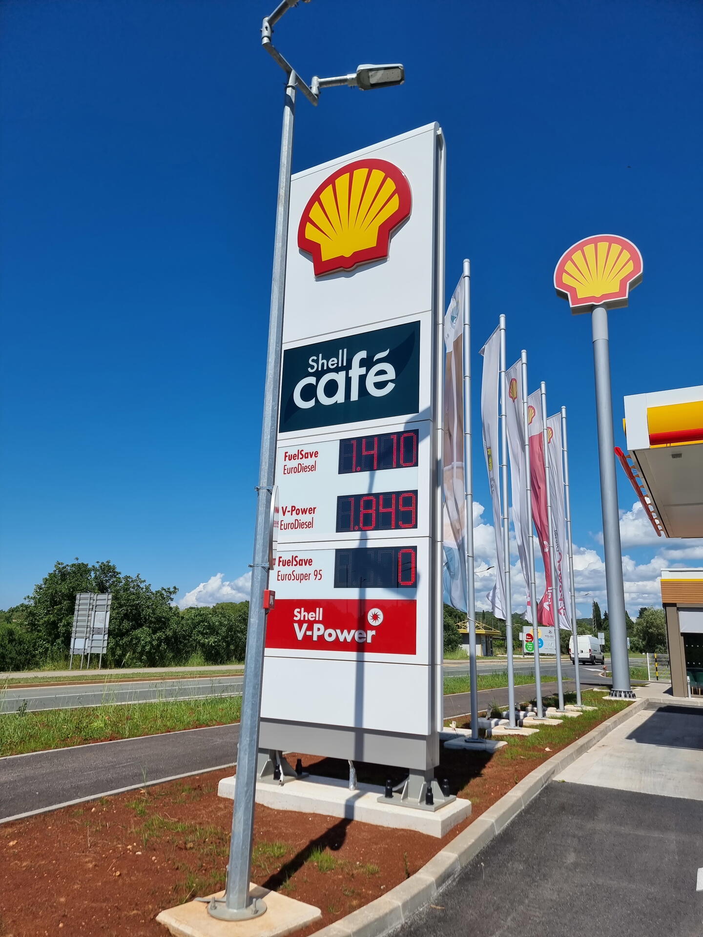 Ceny paliv Shell Chorvatsko město Rovinj