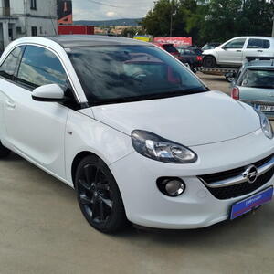 Opel Adam hatchback 1.4 16V 64kW VYHŘ.VOLANT A SEDADLA manuál