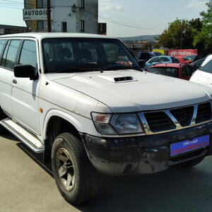 Nissan Patrol terénní GR WAGON 3.0 DI TURBO 4x4 DPH 116kW manuál