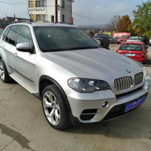 BMW X5 SUV xDRIVE 40D 3.0 AT,ČR,SERVISKA,KŮŽE 225kW automat