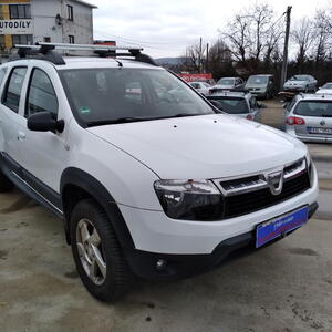 Dacia Duster SUV 1.6 16V 77kW KLIMA,ČR,SERVISKA manuál