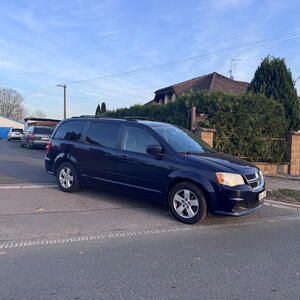 Chrysler Town & Country MPV Dodge Grand Caravan 3,6 RT LPG 2014 211kW automat