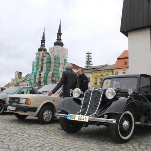 2. ročník Ježkovy jízdy historických vozidel a motocyklů